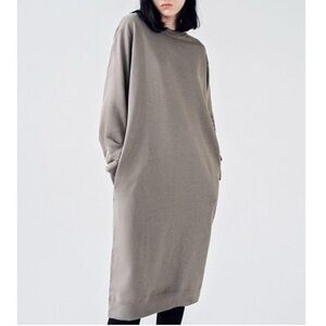 Comfy Zara Gray Crew Neck Sweater Dress 🩶🩶 new